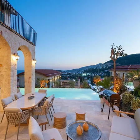 Holiday home With Muses *