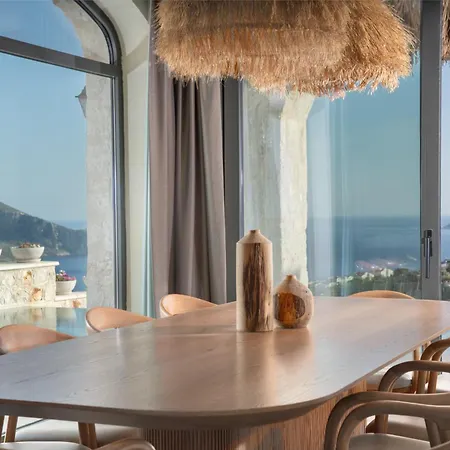 Holiday home With Muses *